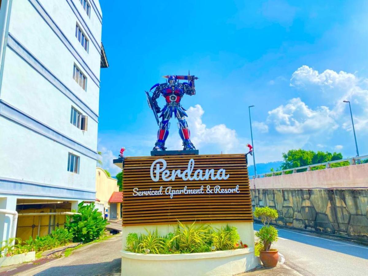 Perdana Serviced Apartment & Resorts Padang Mat Sirat Buitenkant foto