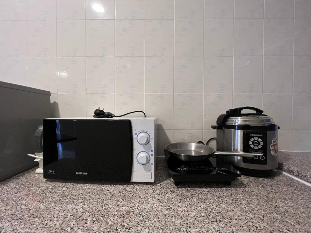 Perdana Serviced Apartment & Resorts Padang Mat Sirat Buitenkant foto
